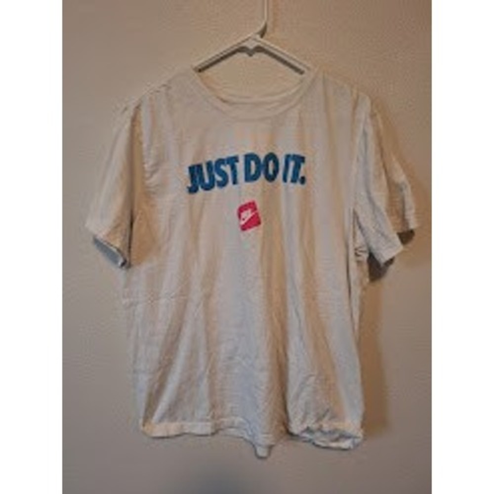 Nike Just Do It Graphic Tee mens XL White Blue Pink Short Sleeve T-Shirt